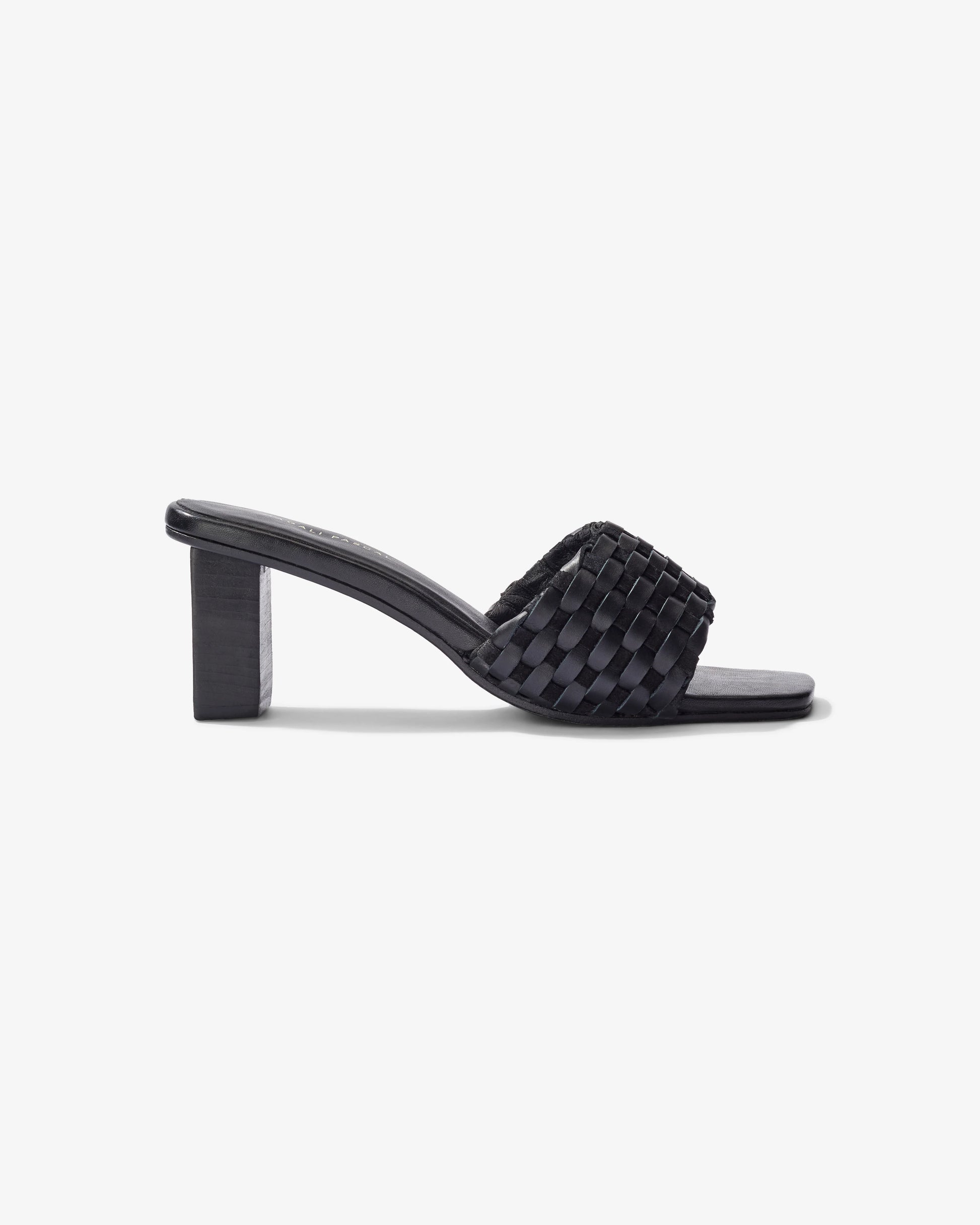 VICTORIA HEELS