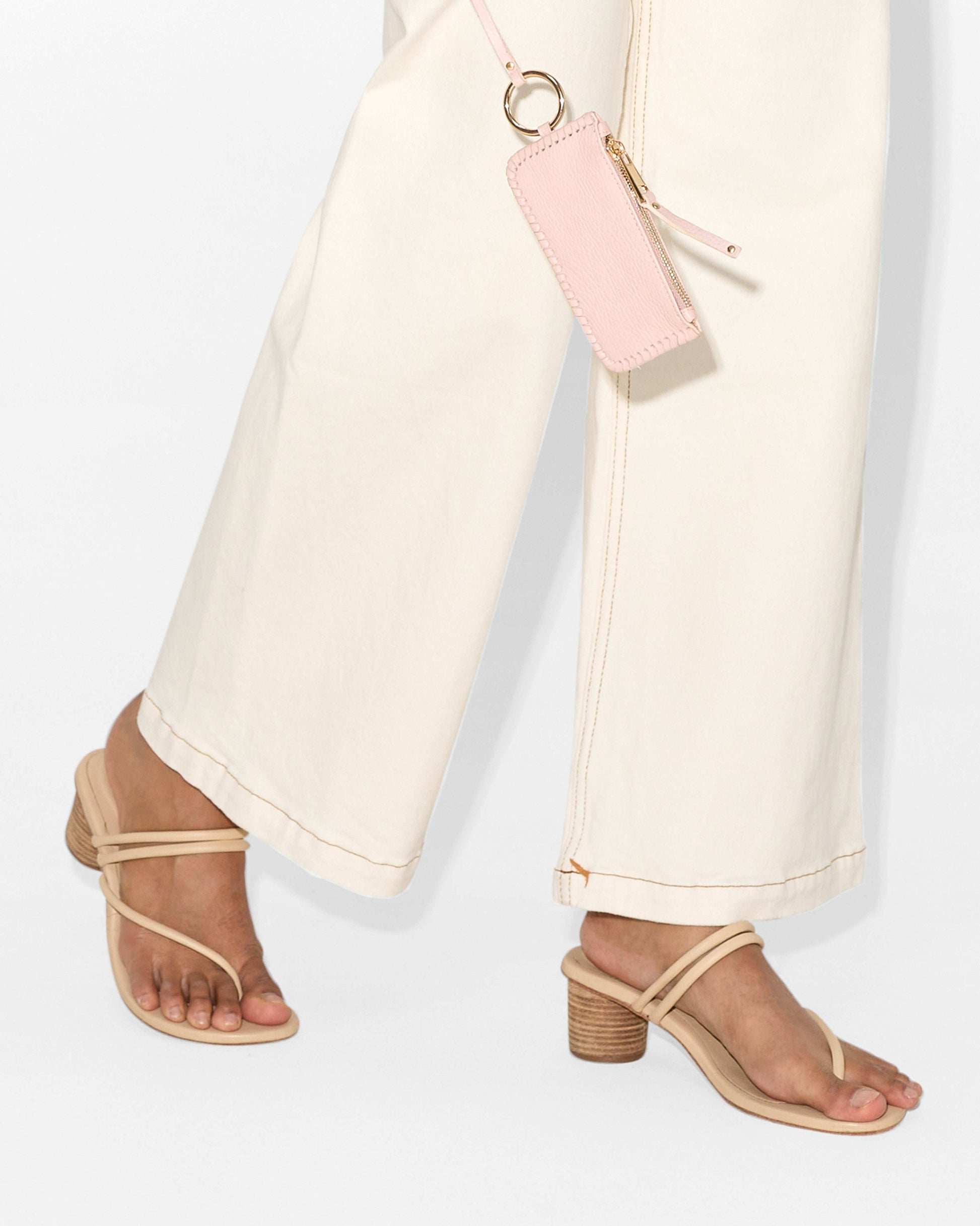 SUZANNE HEELS
